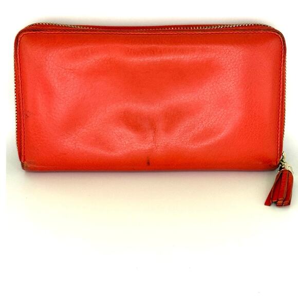 Gucci Pebbled Calfskin Soho Zip Around Wallet - Picture 2 of 9